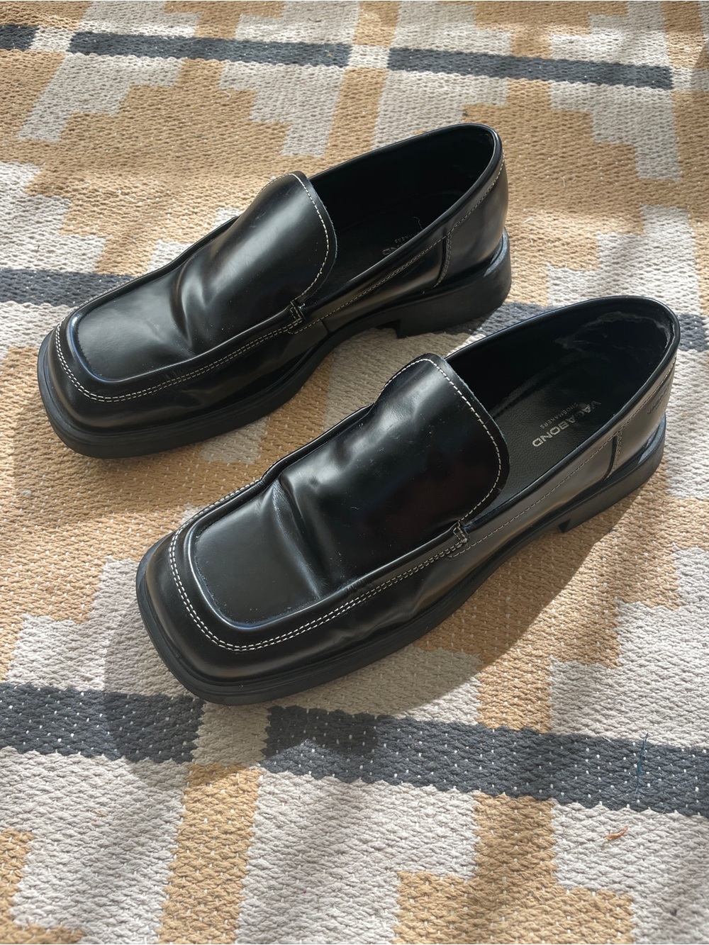 Vagabond Blanca Black Leather Square-Toe Loafers with Contrast Stitching